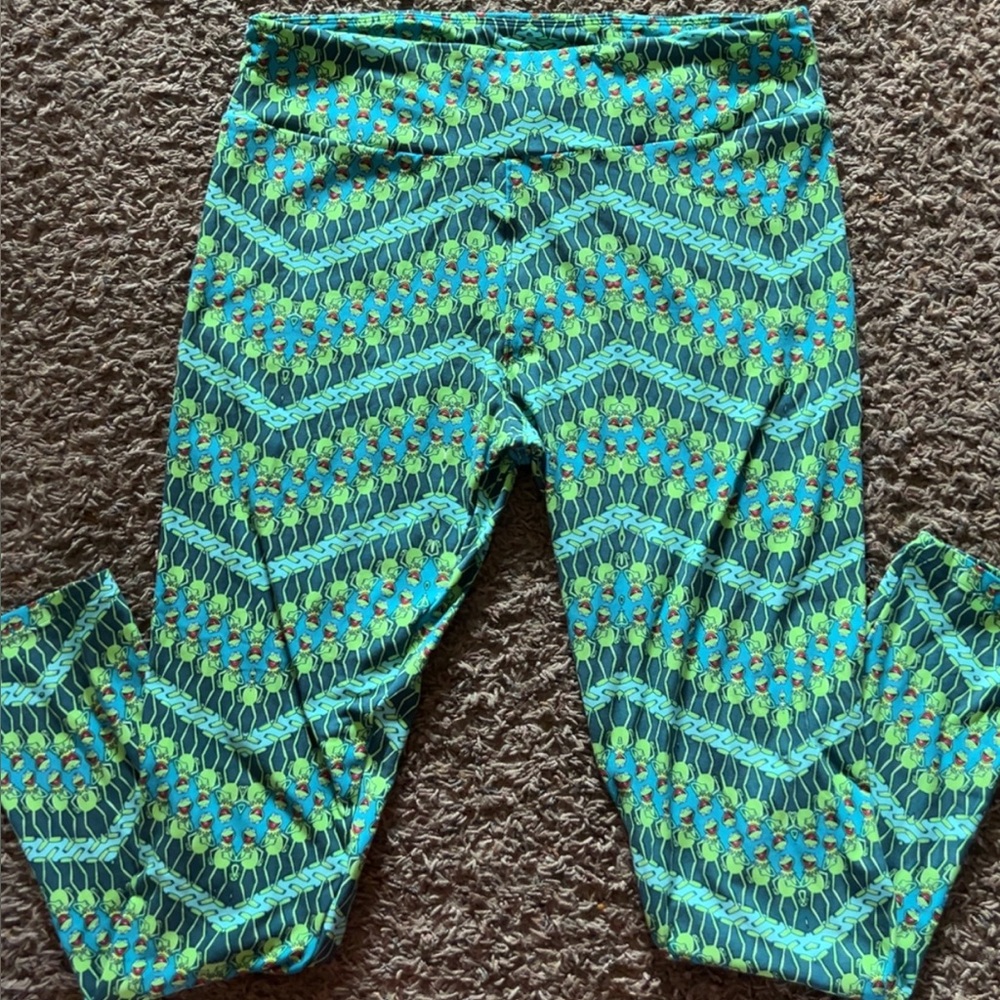 LuLaRoe women’s Green and Teal Chevron Frog Print Leggings